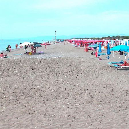 Stella Marina Jonica 1Km Vom Strand Mit Terrasse Apartment Policoro Bagian luar foto